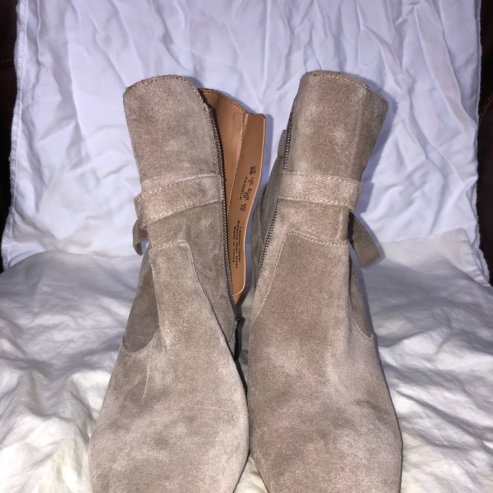 Franco Sarto Suede Leather boot gray - “Pamela”
